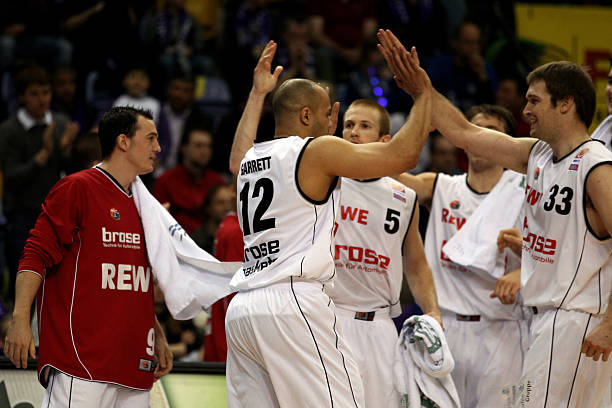 边中卫外展 边中卫外展