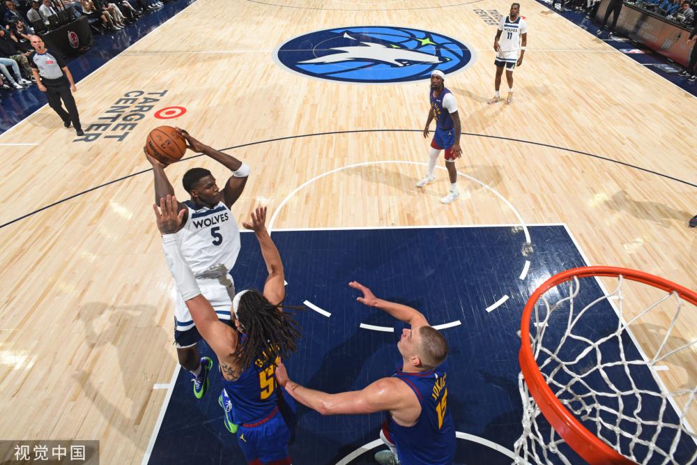 关键轮次处 关键轮次处